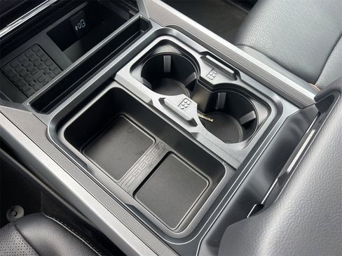 New 2026 Ford F250 Lariat w/ Black Appearance Package image 12