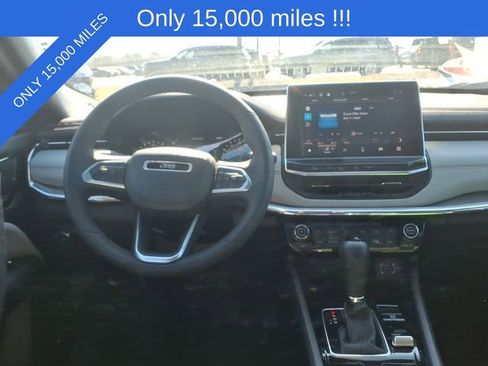 Used 2024 Jeep Compass Limited w/ Sun and Sound Group image 10