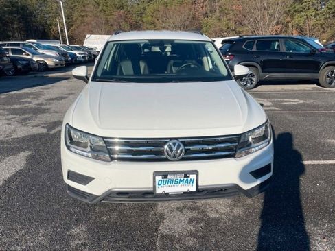 Used 2020 Volkswagen Tiguan SE image 2