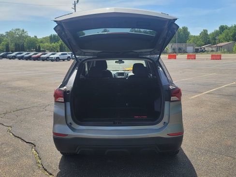 Used 2023 Chevrolet Equinox LS w/ LS Convenience Package AWD/4WD image 11