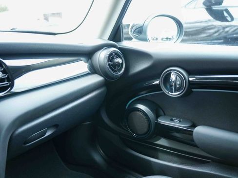 Used 2022 MINI Cooper S image 35