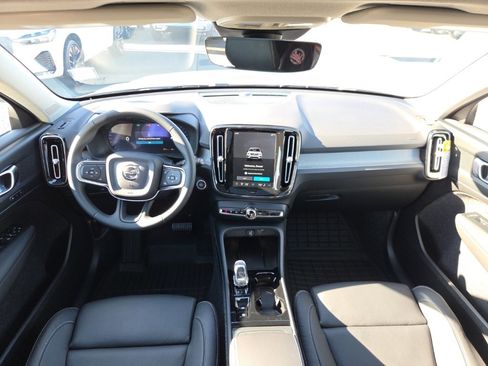 New 2026 Volvo XC40 B5 Plus w/ Protection Package Premier image 5