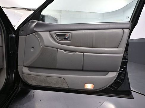 Used 2002 Toyota Avalon XL image 41