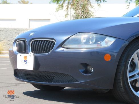 Used 2005 BMW Z4 2.5i RWD image 38