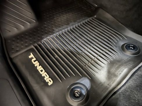 Used 2022 Toyota Tundra SR5 image 17