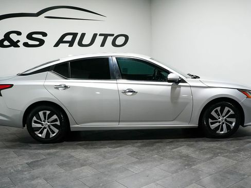 Used 2020 Nissan Altima 2.5 S FWD image 8