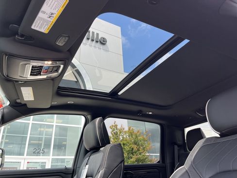 New 2026 RAM 1500 Limited AWD/4WD image 12