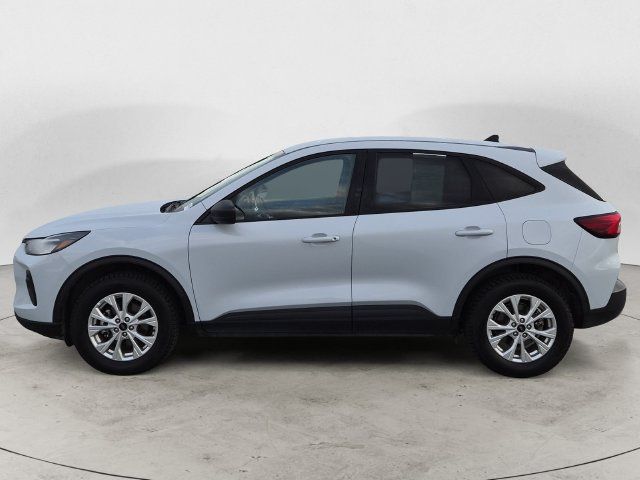 Used 2025 Ford Escape Active AWD/4WD image 8