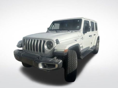 Used 2020 Jeep Wrangler Unlimited Sahara image 3