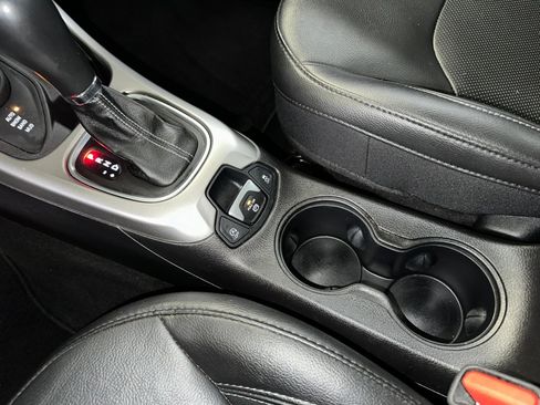 Used 2020 Jeep Compass High Altitude image 16