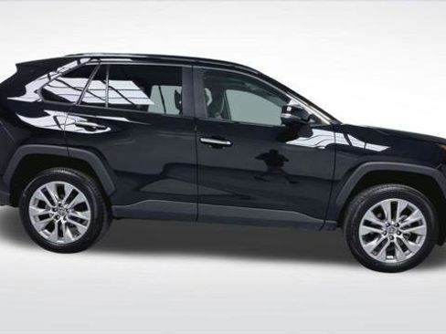 Certified 2025 Toyota RAV4 Limited w/ Advanced Technology Package AWD/4WD image 25