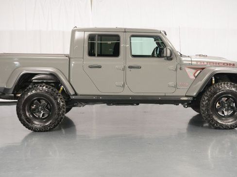 Used 2021 Jeep Gladiator Rubicon AWD/4WD image 16