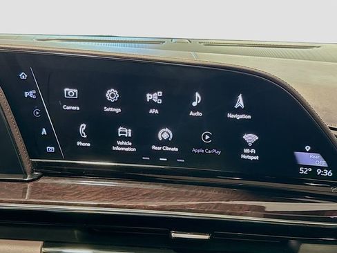 Used 2022 Cadillac Escalade ESV Sport Platinum AWD/4WD image 13