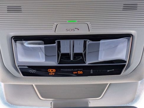 New 2026 Volkswagen Tiguan SE FWD image 24