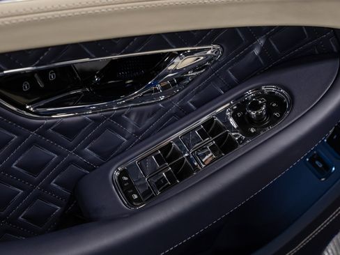 Used 2024 Bentley Continental GT Speed AWD/4WD image 40