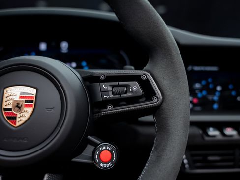 Used 2025 Porsche 911 Targa 4 GTS image 47