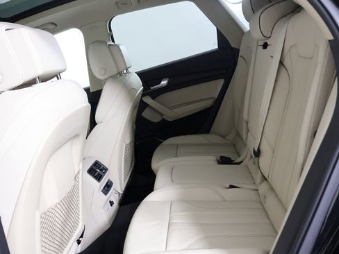 Certified 2024 Audi Q5 2.0T Premium image 23