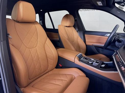 Used 2024 BMW X5 sDrive40i w/ M Sport Package image 31