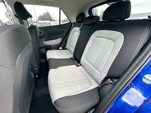 New 2025 Hyundai Venue SEL image 14