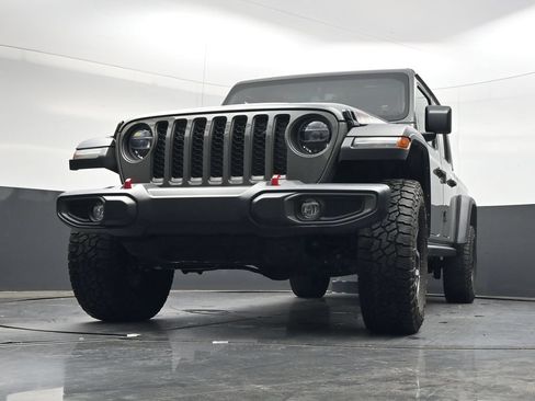 Used 2022 Jeep Gladiator Rubicon w/ LED Lighting Group AWD/4WD image 40