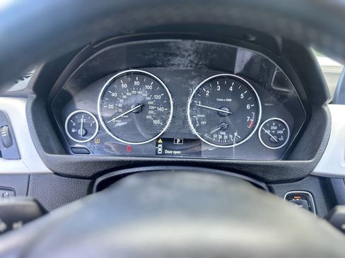 Used 2015 BMW 320i xDrive Sedan image 14