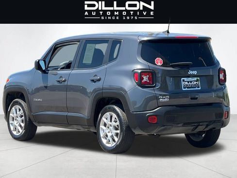 Used 2023 Jeep Renegade Latitude AWD/4WD image 6