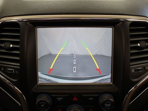 Used 2014 Jeep Grand Cherokee Limited AWD/4WD image 25