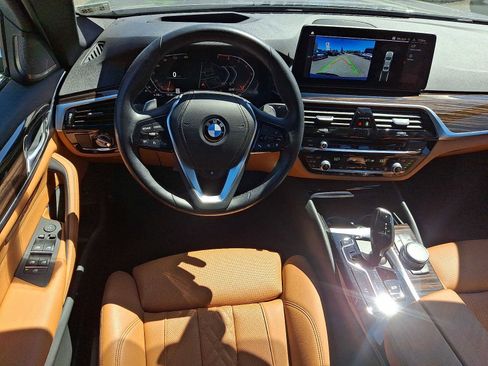 Used 2023 BMW 530i xDrive w/ Premium Package AWD/4WD image 12