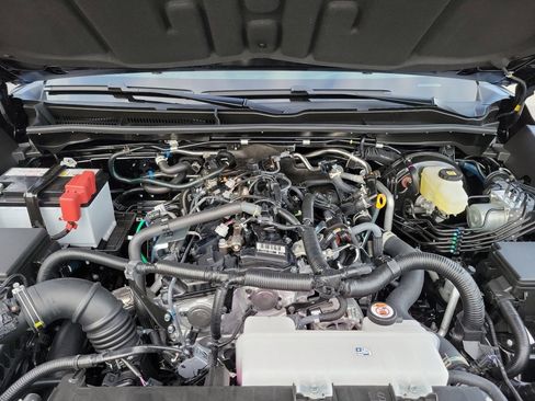 Used 2025 Toyota 4Runner SR5 image 16