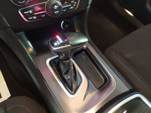 Used 2022 Dodge Charger Scat Pack RWD image 21