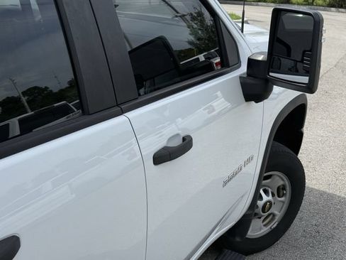 Used 2023 Chevrolet Silverado 2500 W/T w/ WT Fleet Convenience Package AWD/4WD image 10