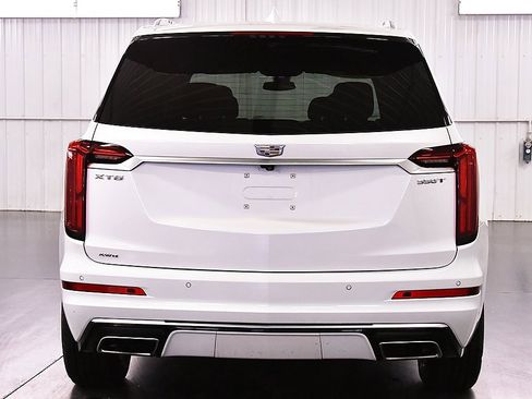 Used 2024 Cadillac XT6 Luxury w/ LPO, Floor Liner Package image 6