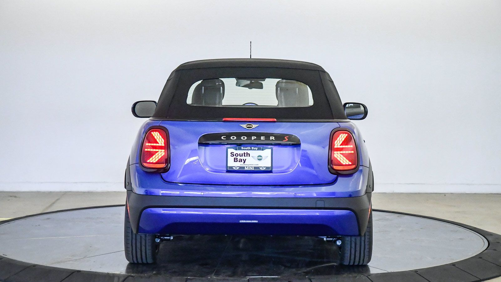 New 2026 MINI Cooper S FWD image 3