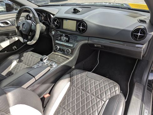 Used 2016 Mercedes-Benz SL 63 AMG image 39