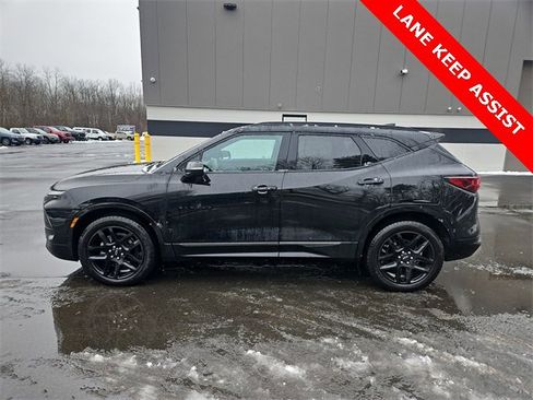 Used 2024 Chevrolet Blazer RS image 2