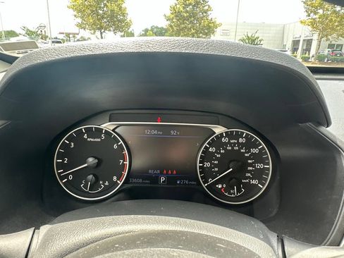 Certified 2025 Nissan Altima 2.5 SV FWD image 19