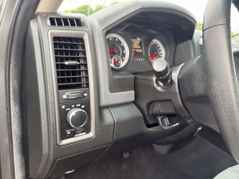 Used 2013 RAM 1500 Tradesman w/ Popular Equipment Group AWD/4WD image 14