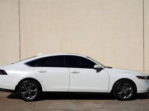 Used 2023 Honda Accord EX image 47