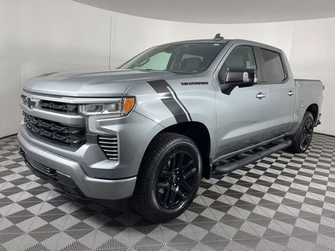Used 2023 Chevrolet Silverado 1500 RST w/ Convenience Package II AWD/4WD image 5