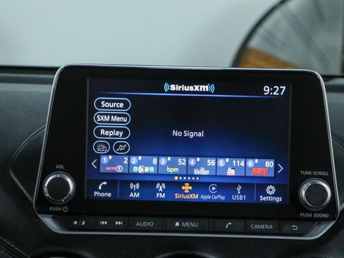 Used 2025 Nissan Sentra SV FWD image 19