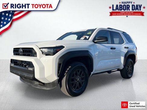 Certified 2025 Toyota 4Runner SR5 AWD/4WD image 1