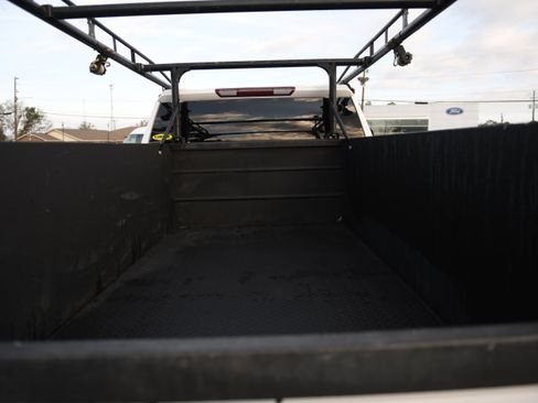 Used 2022 GMC Sierra 2500 Pro w/ Convenience Package image 13