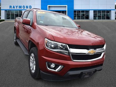 Used 2016 Chevrolet Colorado LT w/ LT Convenience Package image 9