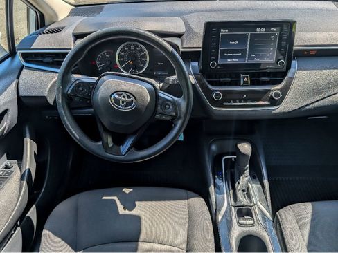 Used 2022 Toyota Corolla LE FWD image 25