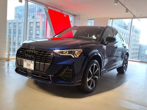 Certified 2025 Audi Q3 2.0T Premium Plus w/ Premium Plus Package image 1