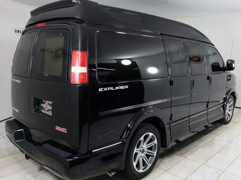 Used 2016 GMC Savana 2500 RWD image 3