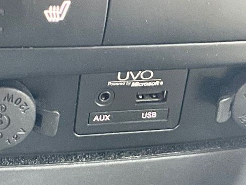 Used 2013 Kia Sorento LX w/ Convenience Pkg FWD image 22