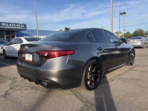 Used 2018 Alfa Romeo Giulia Ti Sport w/ Quick Order Package 22U Sport image 4