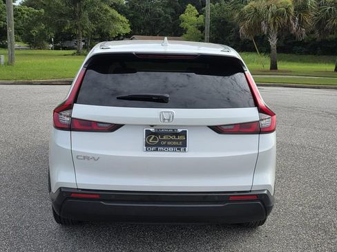 Used 2025 Honda CR-V EX-L image 3