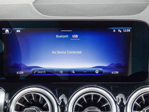 Certified 2025 Mercedes-Benz EQB 300 4MATIC image 43